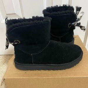 UGG Bailey Bow Mini